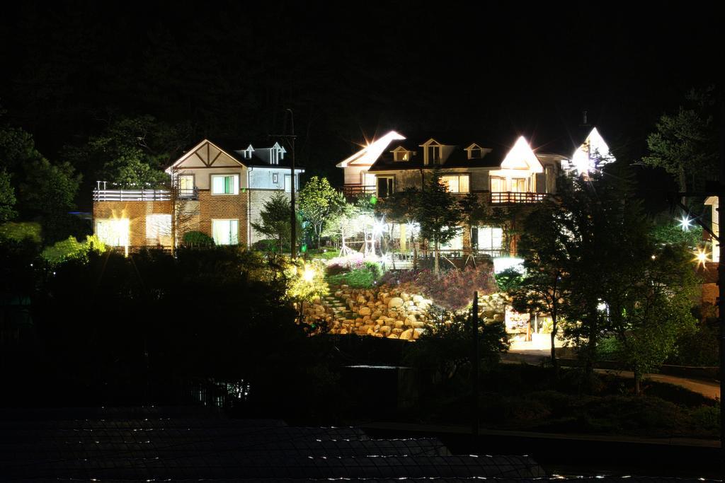 Casa Seorak Bed And Breakfast Sokcho Exterior photo