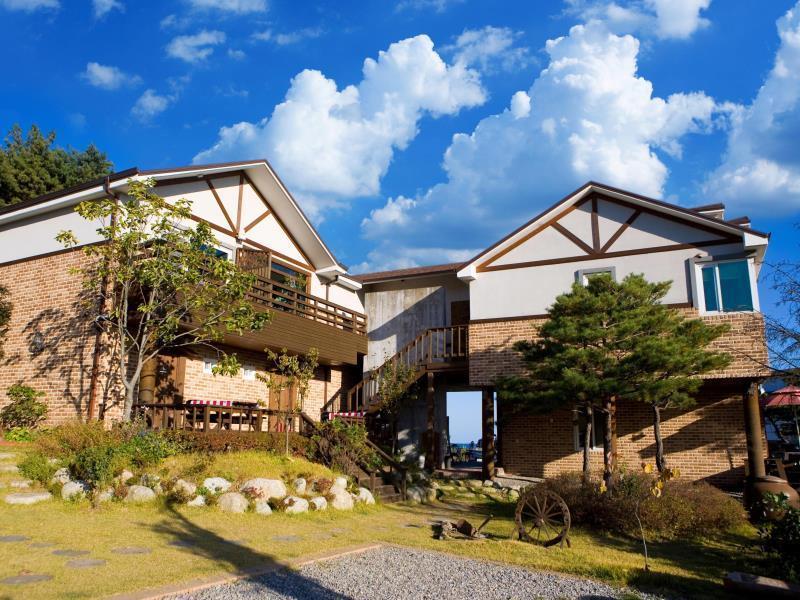 Casa Seorak Bed And Breakfast Sokcho Exterior photo